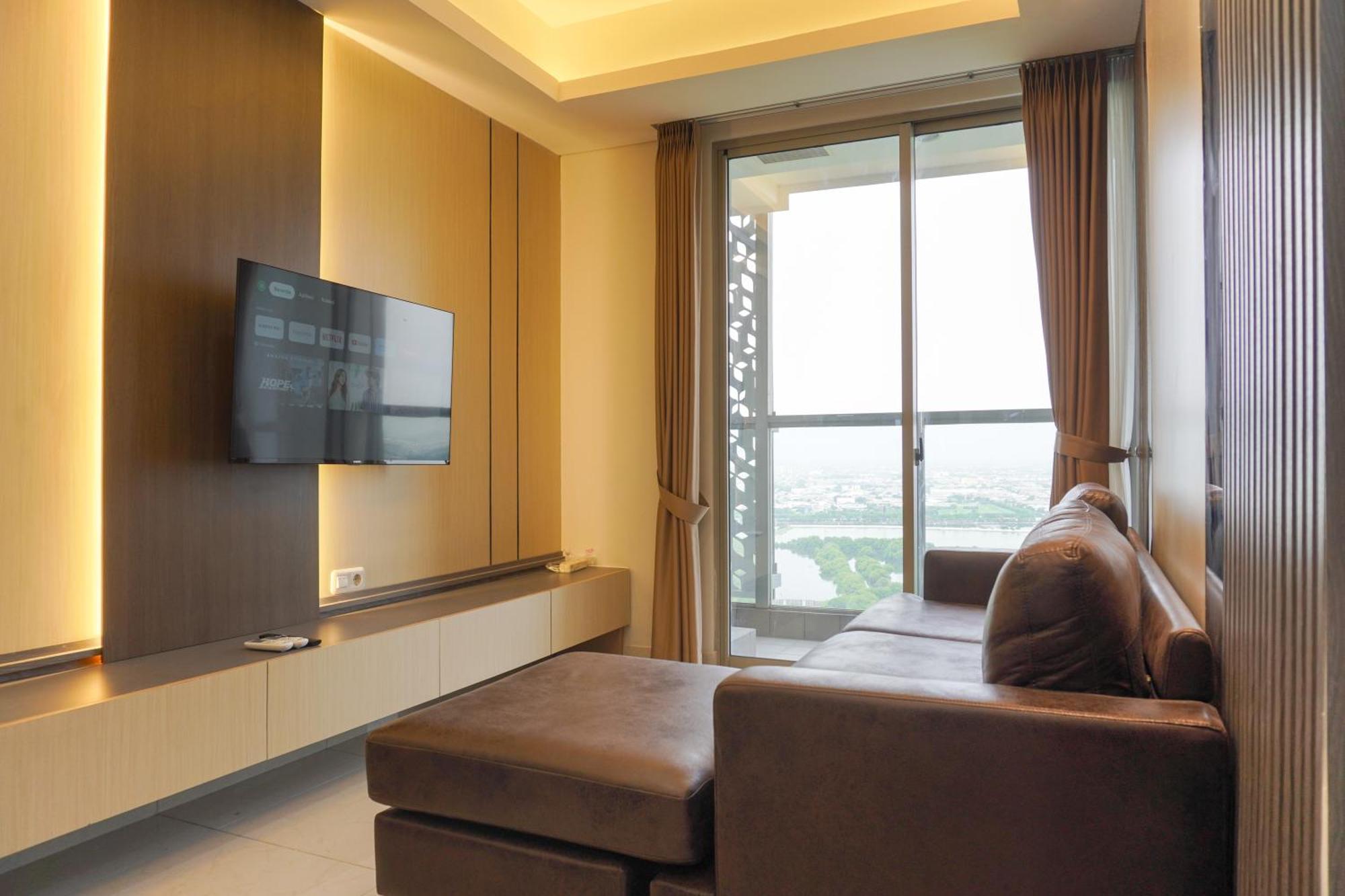 Modern Look And Comfy 2br Gold Coast By Travelio